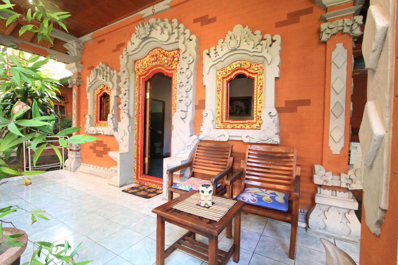 Pondok Wisata Elsa 2 Hotel Lovina  Exterior photo
